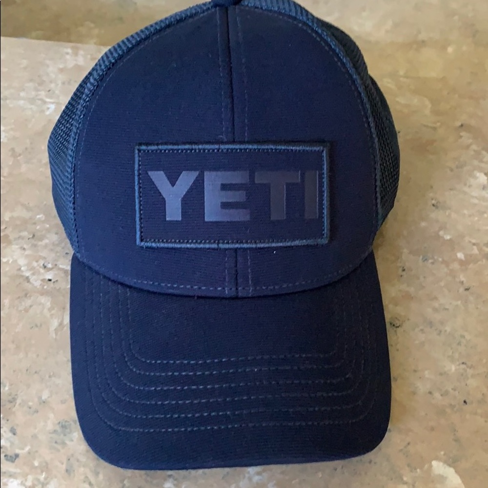 YETI Patch Trucker Hat - Navy on Navy
